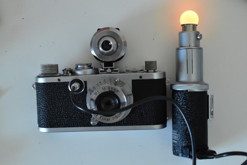 Leitz leica ceyoo flash gun - leitz,
